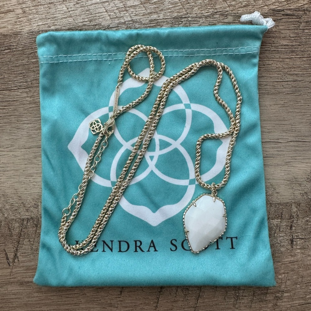 Kendra Scott Corley pendant necklace - white with gold tone